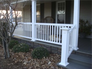 Kentucky home's front porch foundation covered in Regency Random Rock panels.