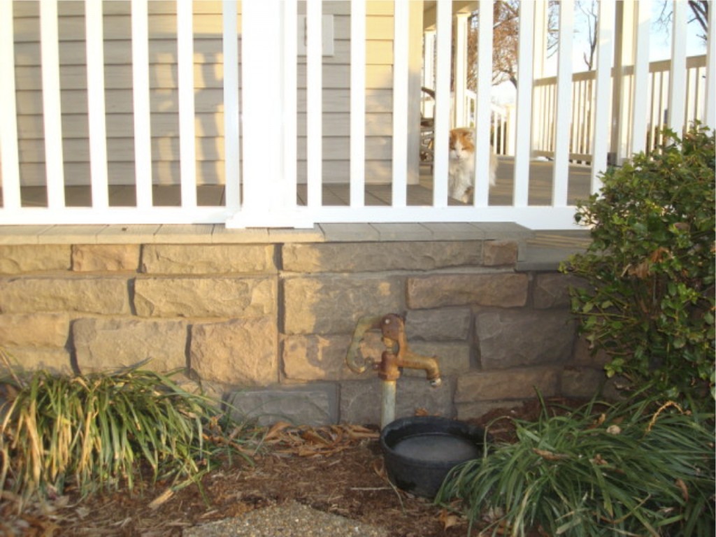 Porch skirting added to an antique Kentucky home after the foundation was rebuilt