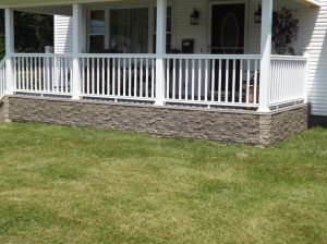Novi siding adds the look of real stone to a home's front porch.