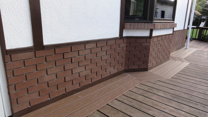 Faux Brick Siding Looks As Good As The Real Thing - Barron ...