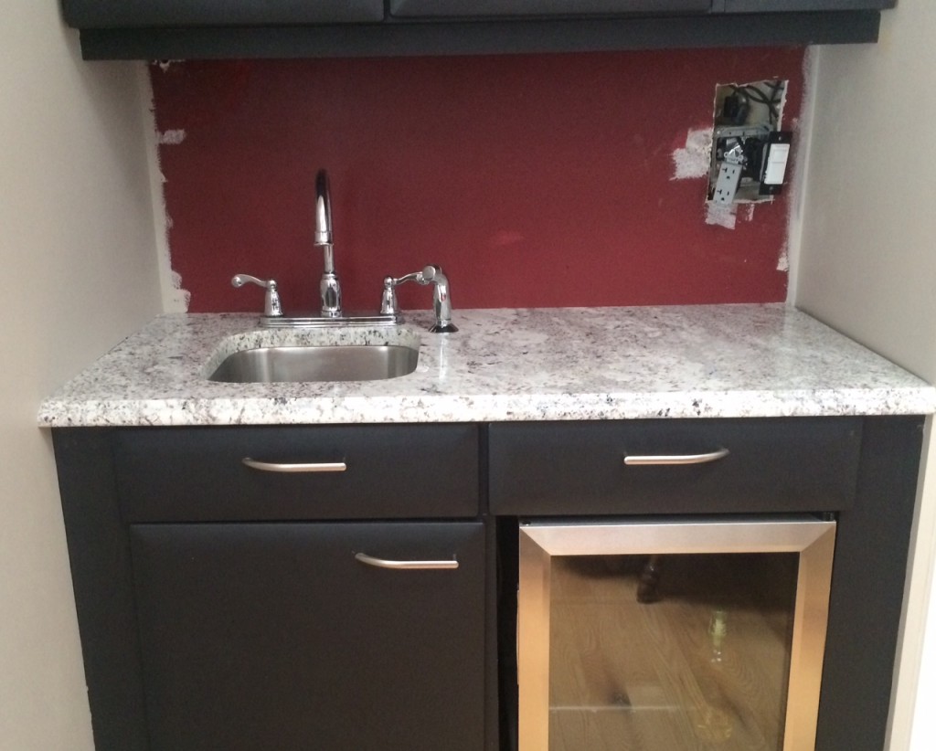BEFORE: The wetbar also needed a backsplash.