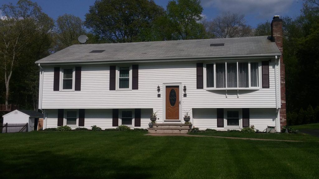  BEFORE: While the house was nice enough, you'll agree that the brick adds a dynamic new look.