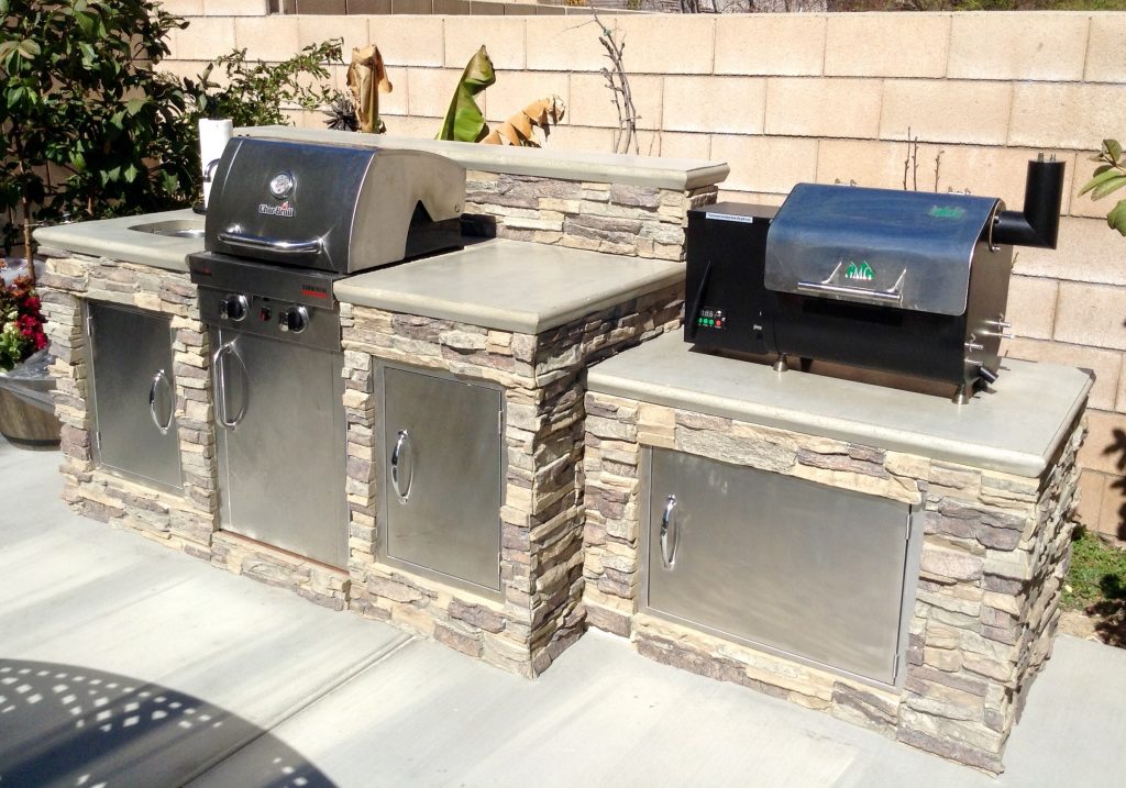 AFTER: If this doesn't whet your appetite for al fresco dining, I don't know what will.