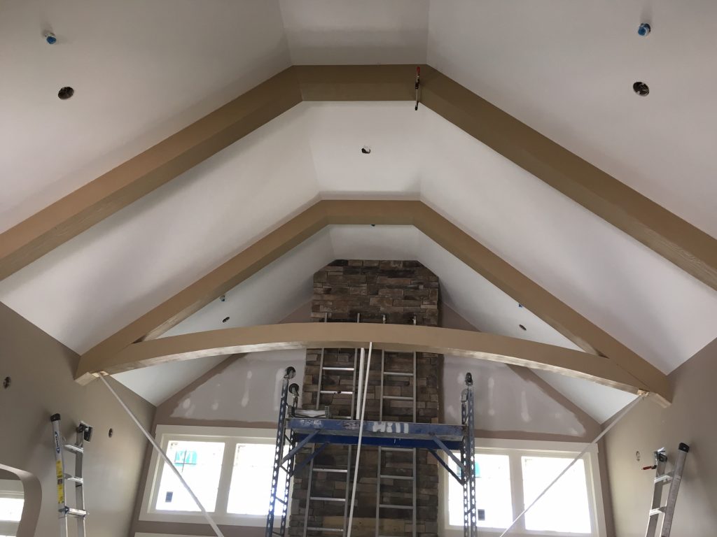 Cathedral ceiling truss with a curved beam
