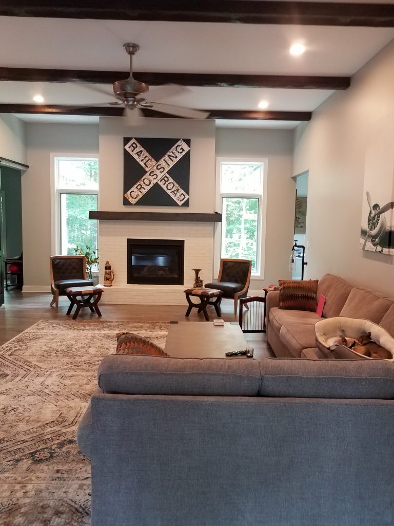 Great room with American railroad theme.