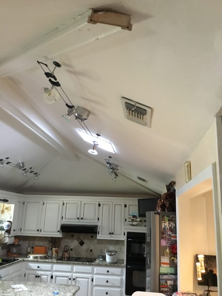 Before kitchen photo