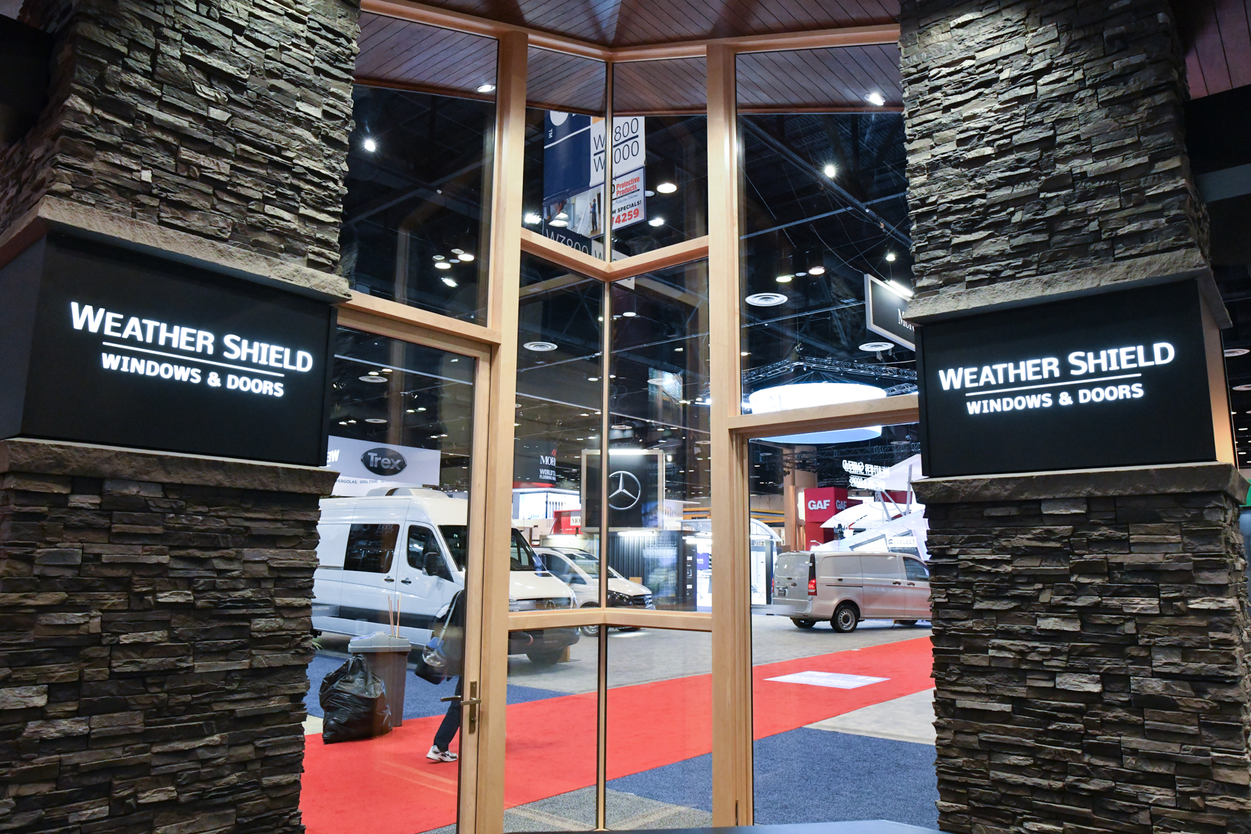With stone, rock or brick style panels, it’s both cost-effective and easy to create a visually appealing design.  They’re a fabulous way to draw attention to your exhibit.