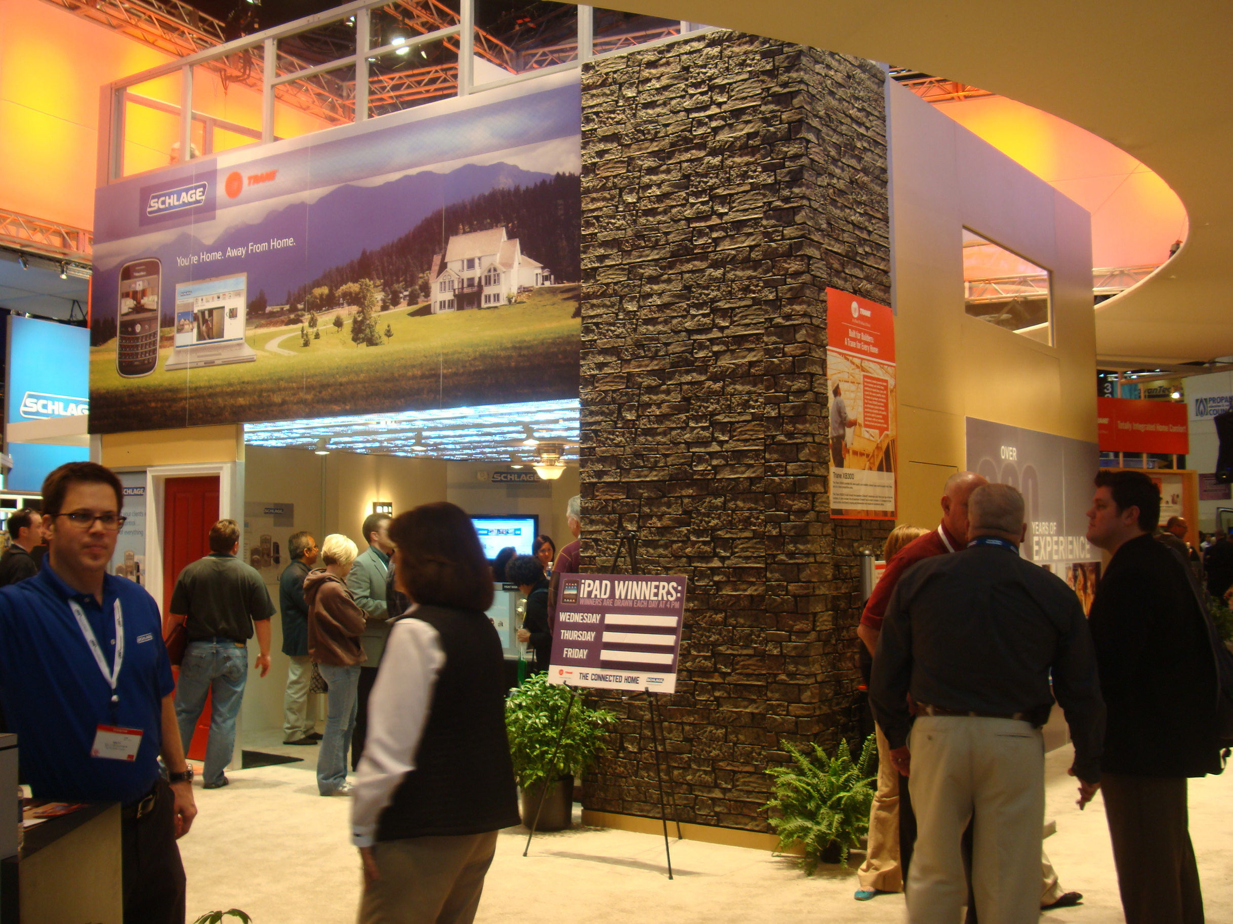 Because our panels are so lightweight, they’re perfect for industry events.