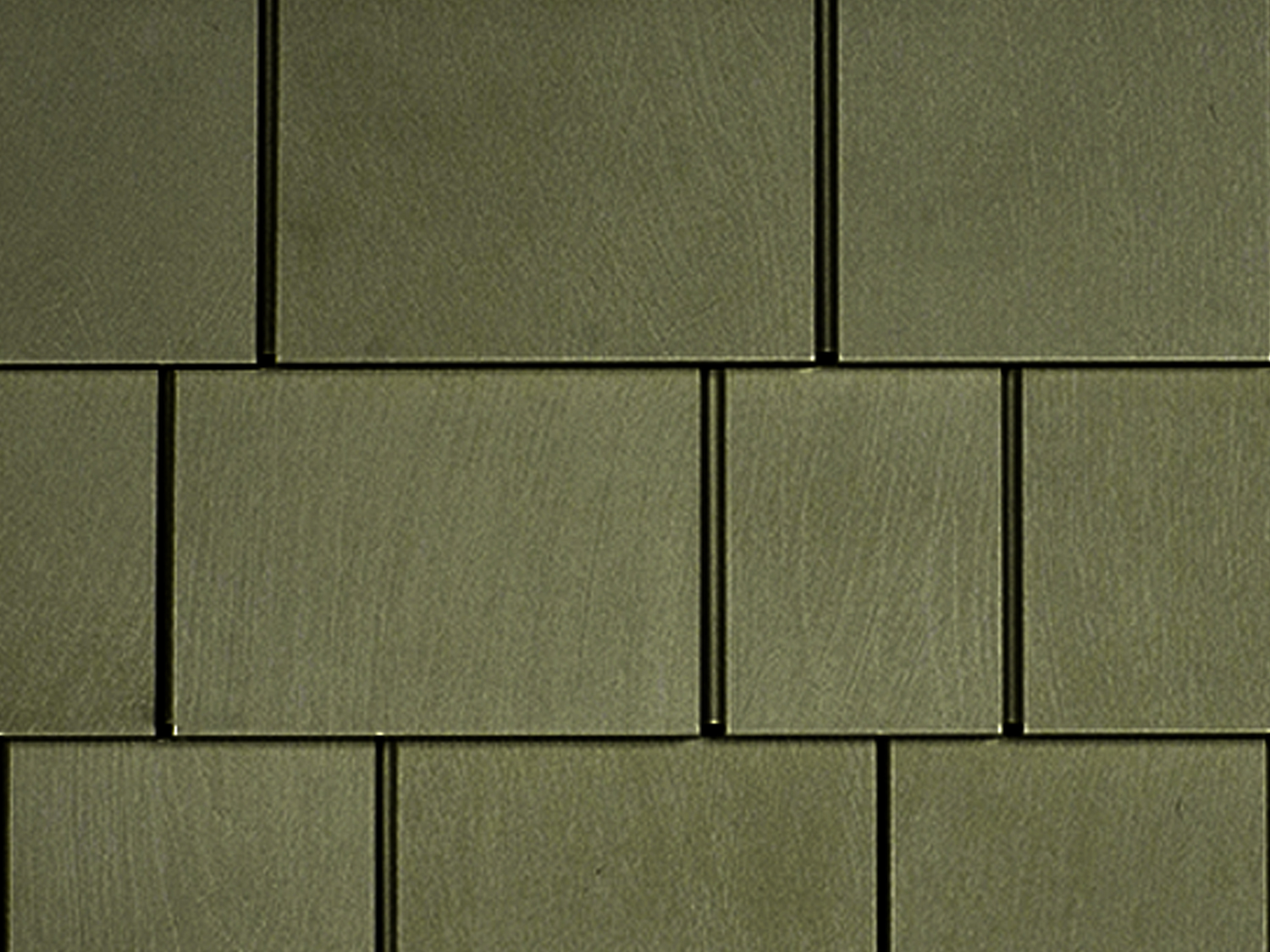 Novik northern shake siding panel in brunswick green