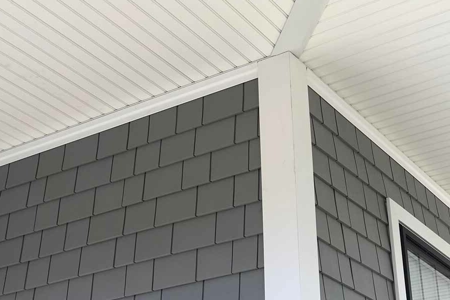 Novik Northern Shake siding in Rockaway Gray